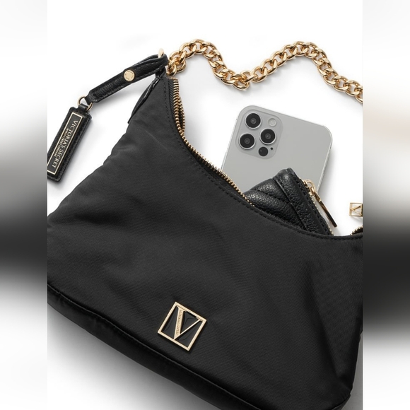 Nip VS Curve Black Small Nylon Gold tone Crossbody Or Zip Handbag - Picture 3 of 10